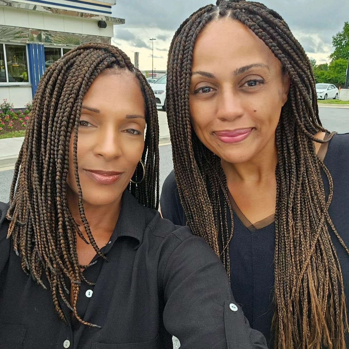 Happy clients, long-lasting braids